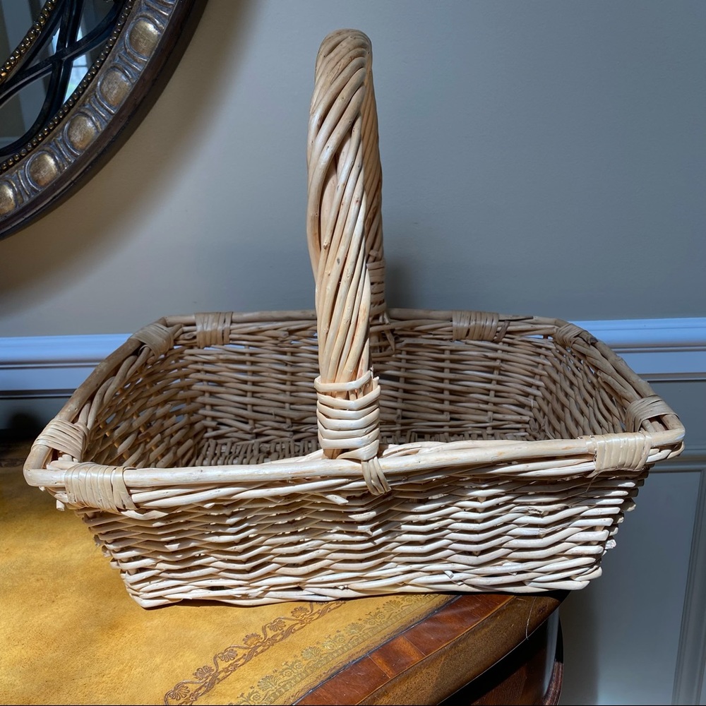 Extra Large Boho Rectangular Wicker Basket with Handle - Picture 2 of 6
